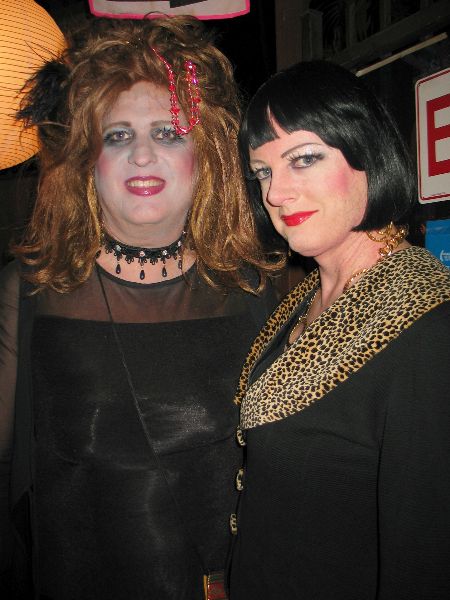 ../Images/Dragstrip zombie supermodels 001.jpg
